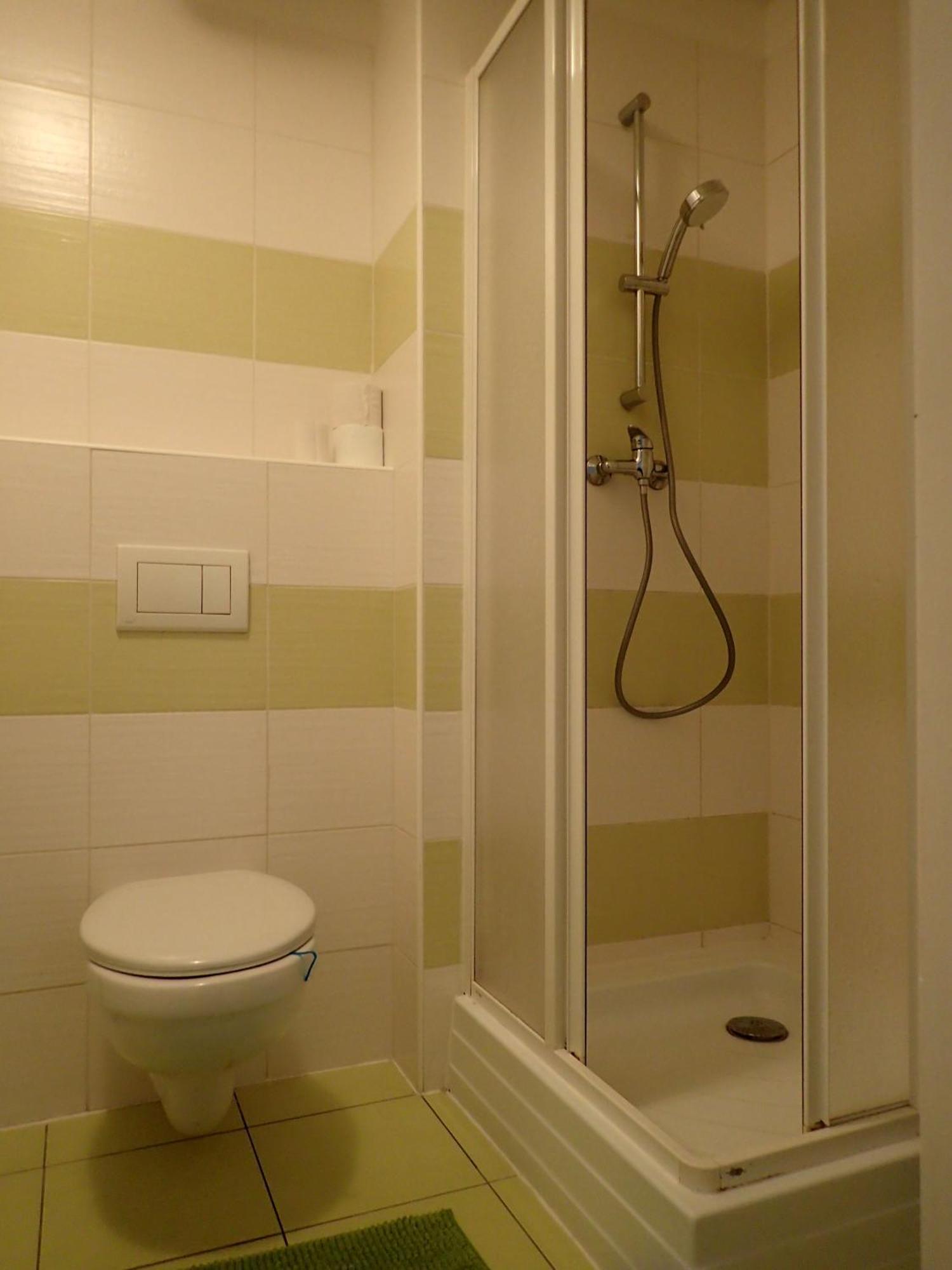 Cozy Apartment Bratislava Luaran gambar